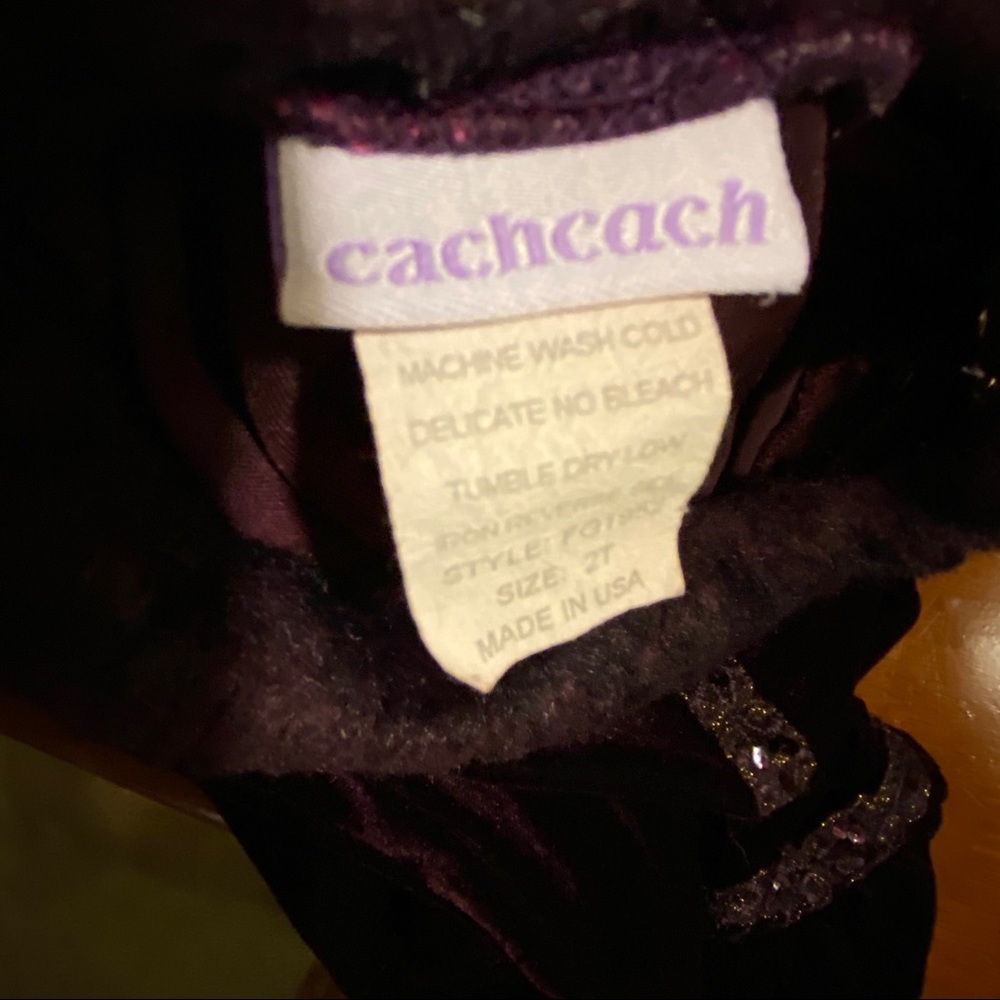 CachCach Velvet Holiday Outfit - Picture 5 of 5